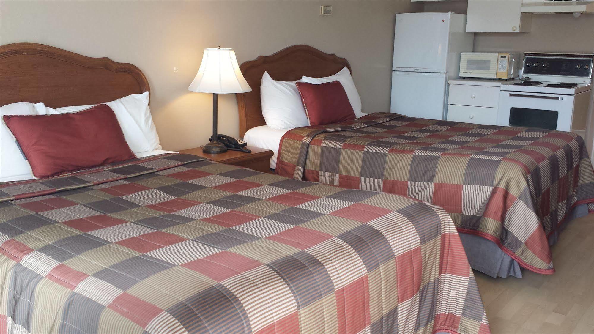 Motel Iberville Сен-Жан-сюр-Ришелье Экстерьер фото